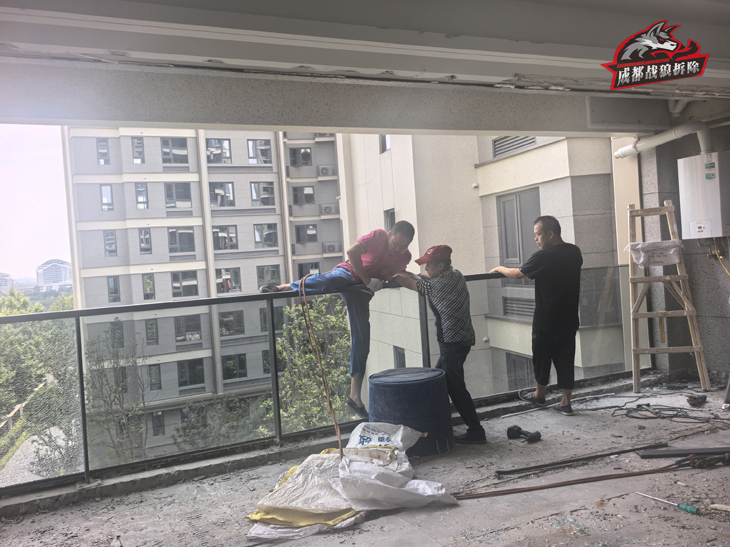 成都战狼拆除